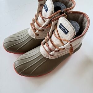 Sperry Olive and Tan Duck Boots. RARE COLOR!